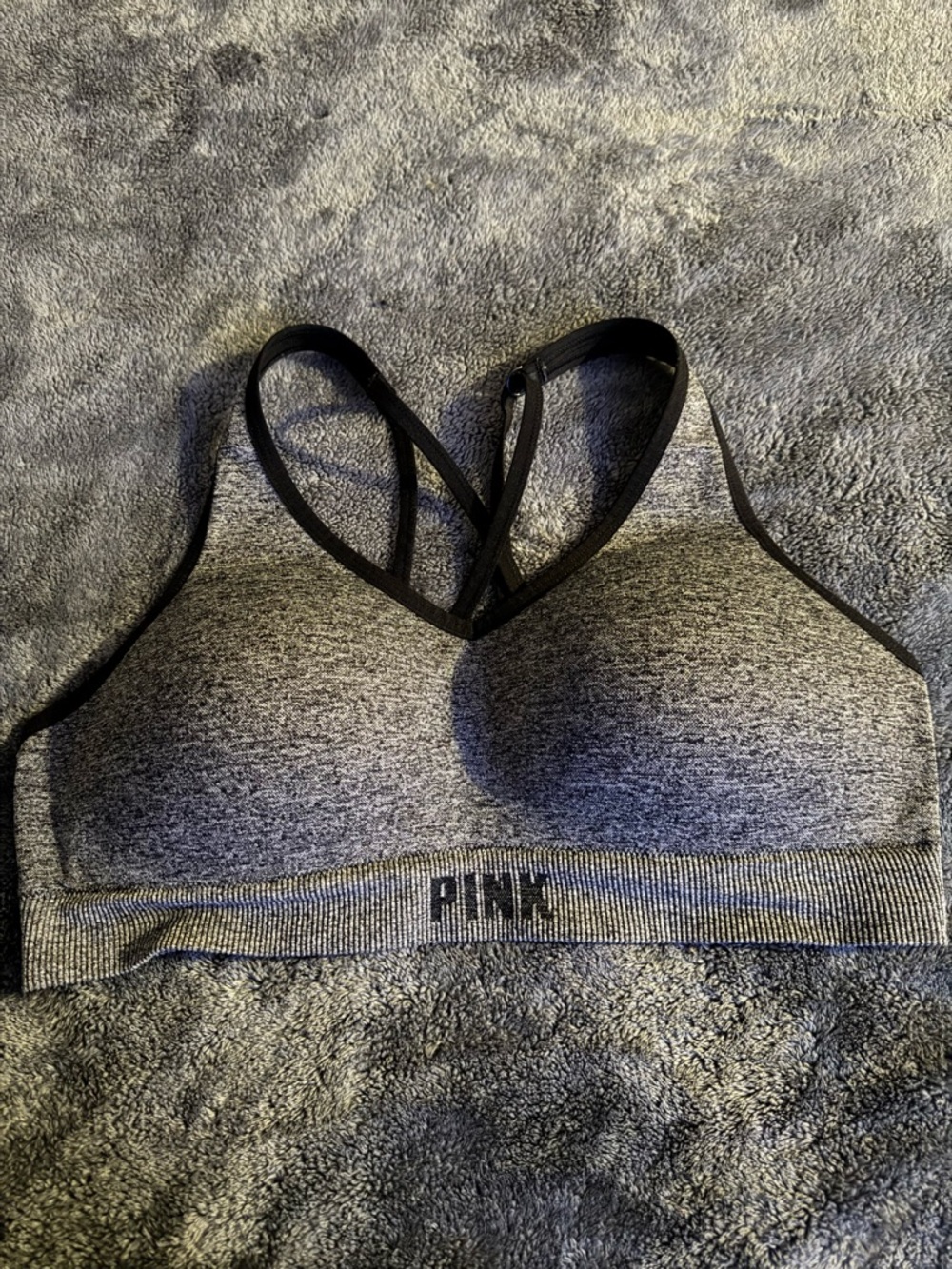 PINK Victoria's Secret Heather Gray Seamless Crisscross Sports Bra